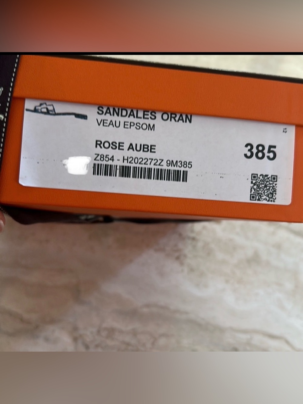 HERMES Authentic
Epsom Oran Sandals 38.5 Rose Aube. - Picture 9 of 12